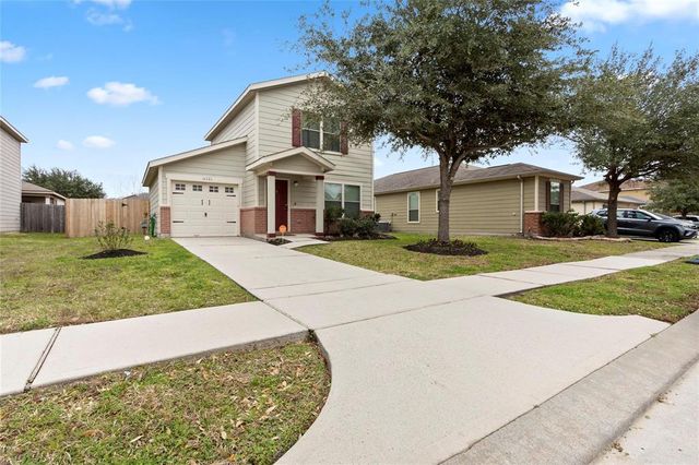 $2,100 | 16526 Burnell Oaks Lane