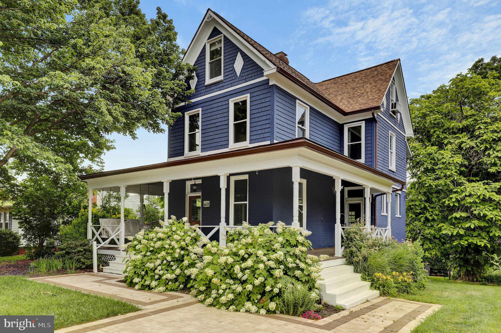 front view of house with a yard