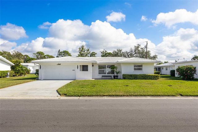 $480,000 | 9047 143rd Street