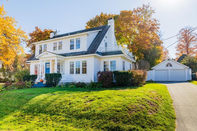 $1,790,000 | 8 Brockway Road | Hanover Village