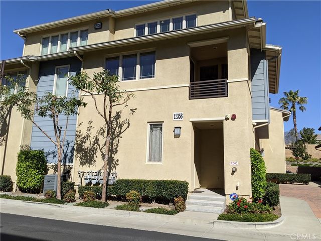 $3,495 | 12356 Hollyhock Drive, Unit 4 | Victoria