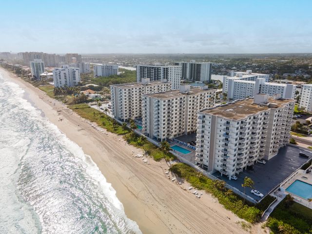 $425,000 | 3215 South Ocean Boulevard, Unit 504 | Highland Beach