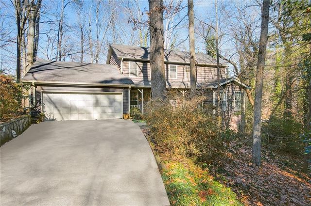 $650,000 | 4275 Blackland Drive | East Cobb