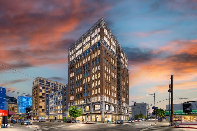 $848,000 | 315 East 8th Street, Unit 301 | Downtown Los Angeles