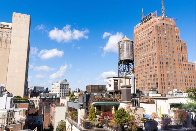 $2,995,000 | 5 Franklin Place, Unit 9A | TriBeCa