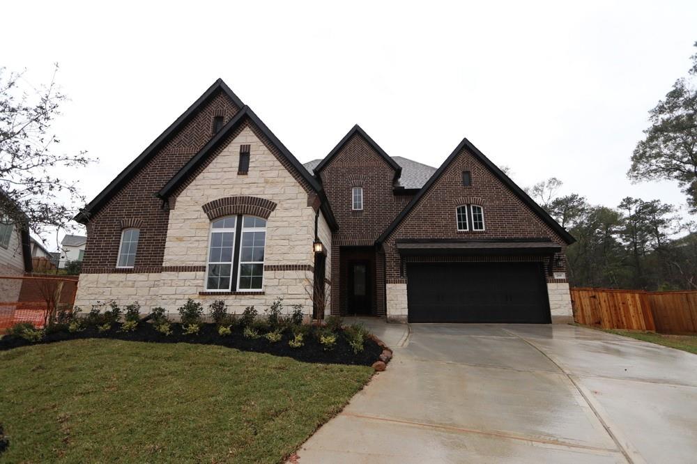 Welcome to The Bluffstone by David Weekley Homes Welcome to The Hillmont by David Weekley Homes **HOME ESTIMATED TO BE COMPLETE JANUARY 2025**