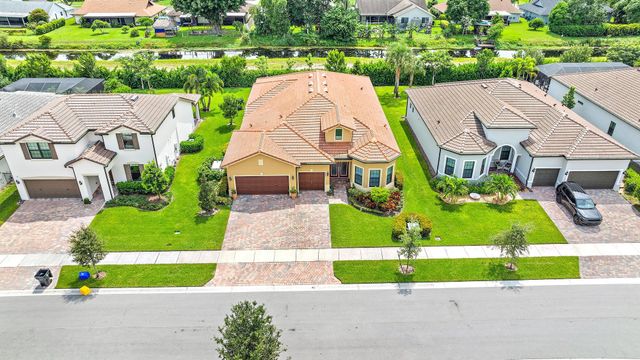 $995,000 | 8394 Vaulting Dr Lake