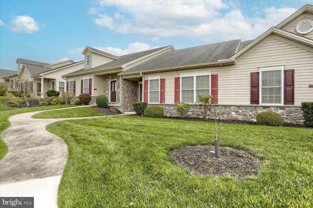 $335,000 | 6936 Derrick Drive | West Hanover Township - Dauphin County