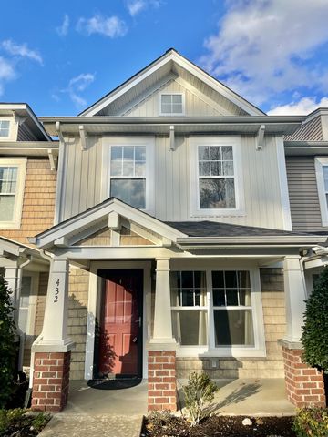 $1,850 | 432 Shadow Glen Drive | Townhomes of Shadow Glen