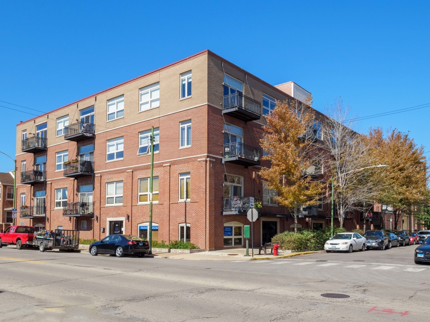 2806 North Oakley Avenue, Unit 405, Chicago, IL 60618 | Compass