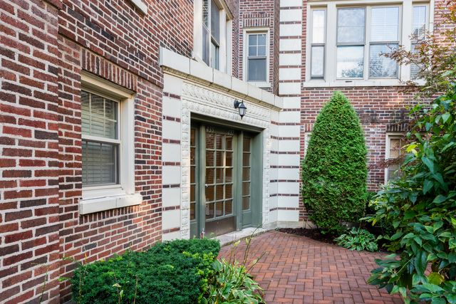 $180,000 | 435 North Lombard Avenue, Unit 2 | Garden Gate