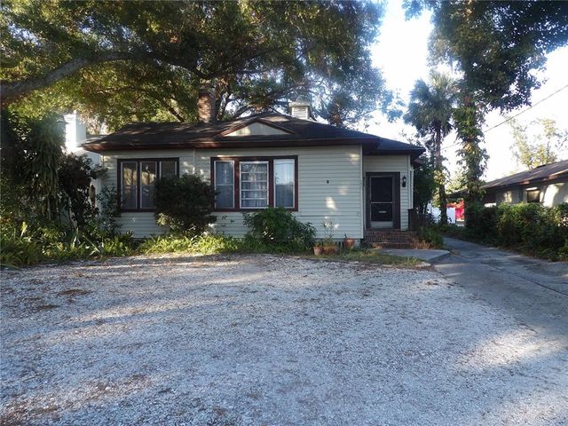 $339,900 | 220 East Palm Drive | Lake Hollingsworth