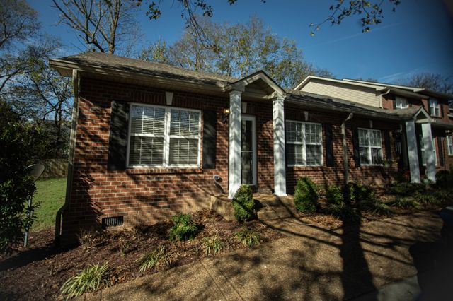 $318,000 | 1311 Cashmere Drive | Spring Hill