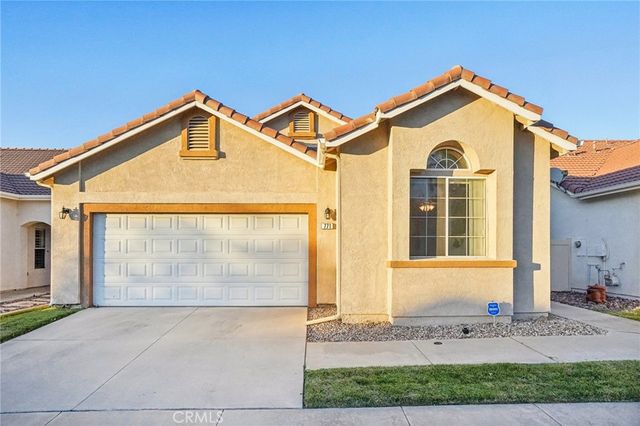 $369,999 | 771 Cam De Oro | Rose Ranch