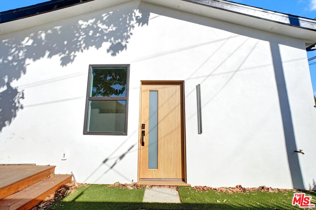 a view of a entryway door of the house