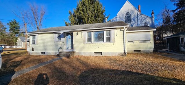 $2,200 | 3021 South Main Street | Palmer Town