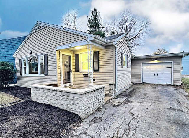 $209,900 | 1131 Oak Street | Menominee North