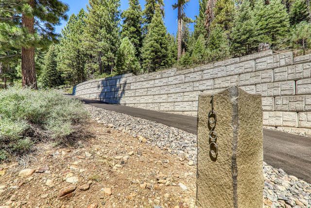 $3,300,000 | 1060 Sandy Way | Squaw Valley Estates