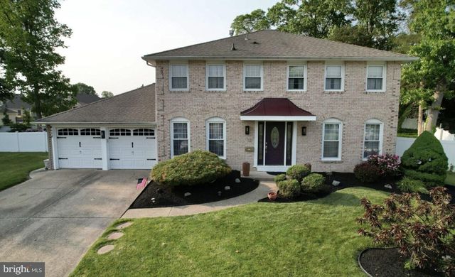 $539,900 | 12 York Court | Turnersville