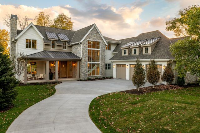 $4,750,000 | 1038 Lake Street East | Wayzata