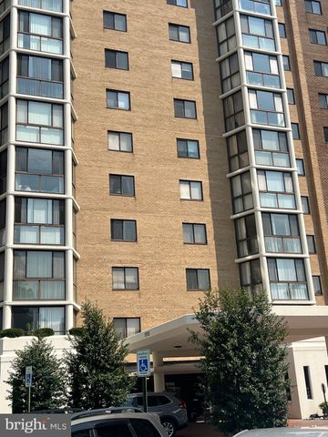 $180,000 | 15100 Interlachen Drive, Unit 4211 | Leisure World