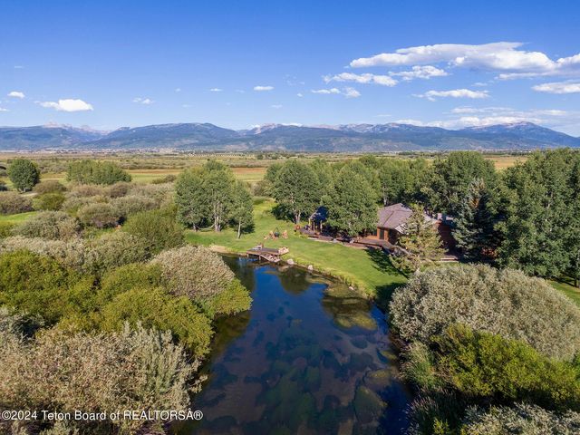 $6,295,500 | 5722 Willowbend Drive