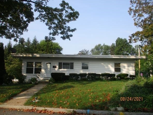 front view of house with a yard