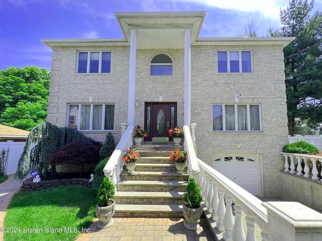 $1,199,999 | 229 Yetman Avenue | Tottenville