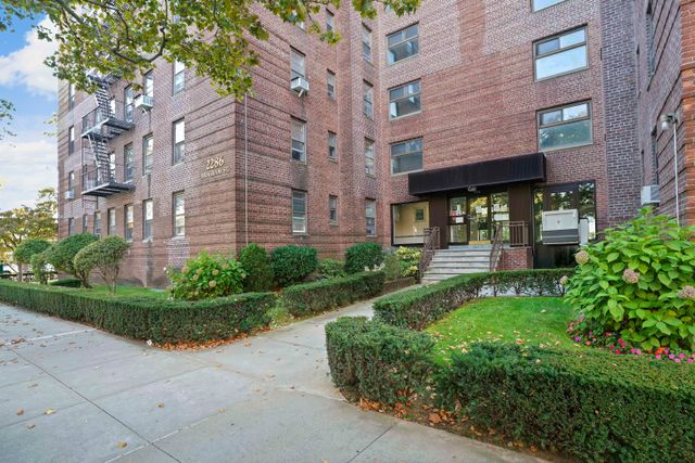 $269,000 | 2286 Brigham Street, Unit 2F | Sheepshead Bay