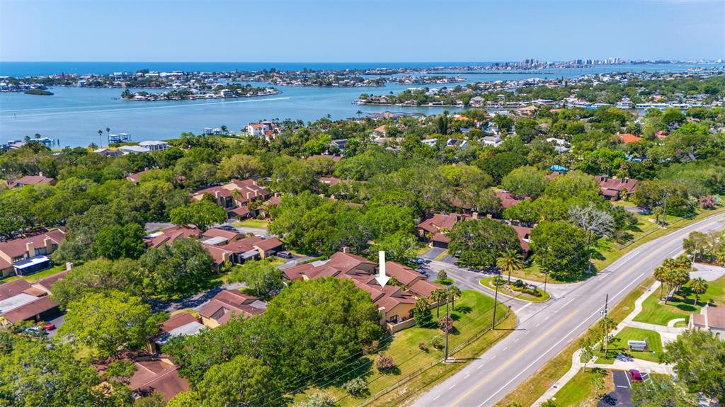 Beautiful Randolph Farms located on Intracoastal