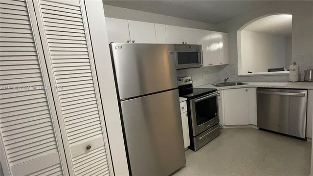 $2,200 | 7775 Northwest 22nd Street, Unit 105 | Walnut Creek