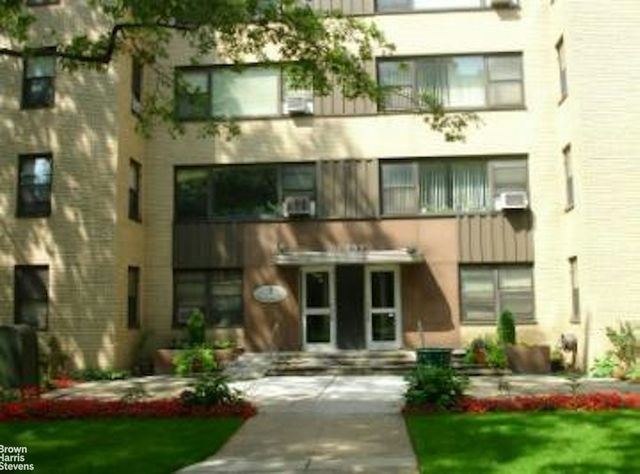 $147,500 | 2 Fordham Hill Ovl, Unit 16E | University Heights