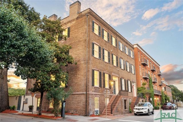 $2,999,000 | 304 East State Street | North Historic District