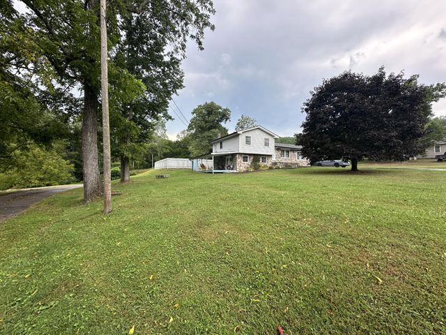 $329,900 | 3290 Pocket Road