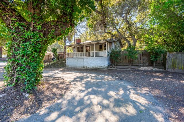 $675,000 | 4 Cll De Los Helechos | Carmel Valley Village