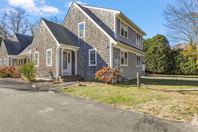 $599,000 | 176 Palmer Avenue, Unit 1 | Falmouth Village