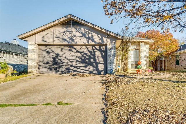 $247,500 | 10630 Lone Pine Lane | Fort Worth