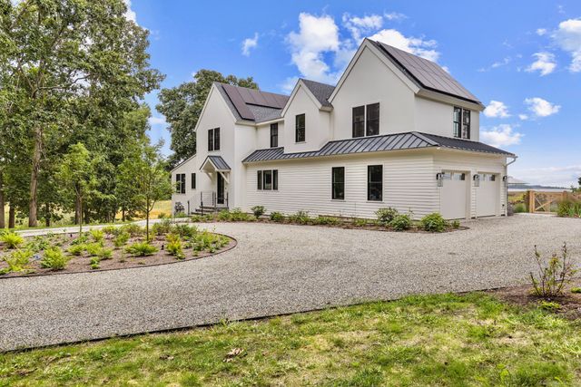 $1,910,000 | 186 Flanders Road | Stonington