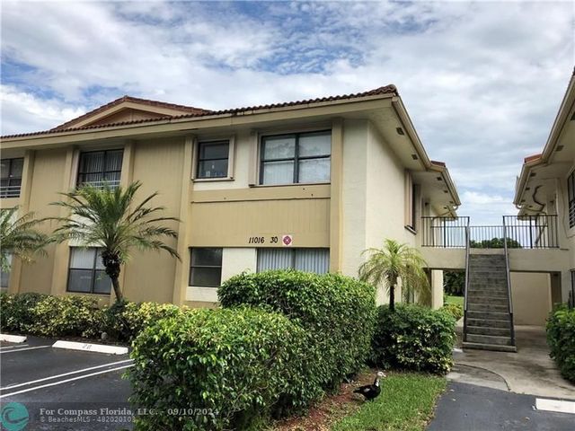 $1,900 | 11018 Royal Palm Boulevard, Unit 24 | Country Club