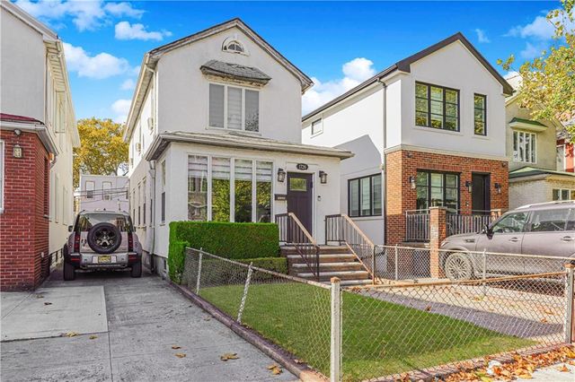 $1,999,000 | 1726 East 4th Street | Midwood