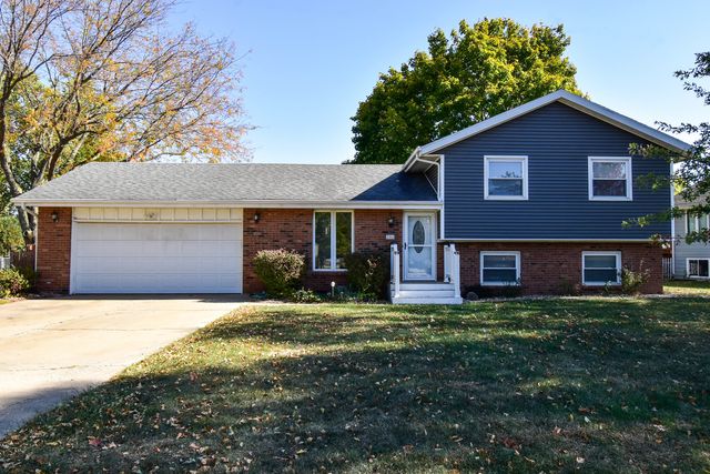 $239,900 | 706 Illini Avenue | Pontiac