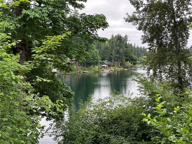 $680,000 | 23034 Southeast Lake Wilderness Drive | Maple Valley