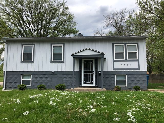 $145,000 | 9502 East 39th Place | Vinton Woods