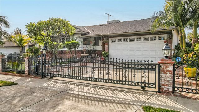 $989,000 | 7115 Park Manor Avenue | North Hollywood