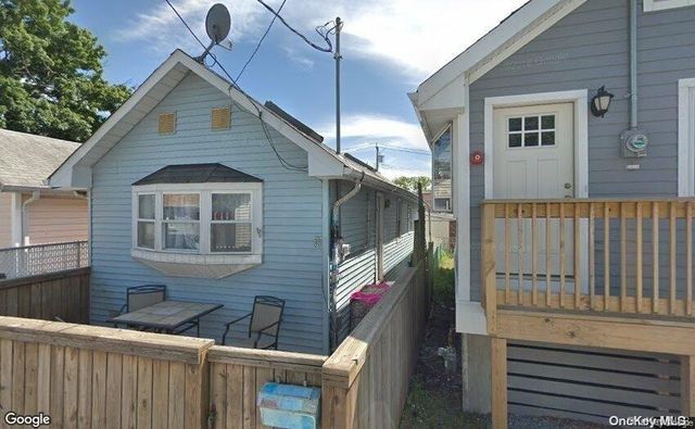 $290,000 | 46 Seafoam Street | New Dorp Beach