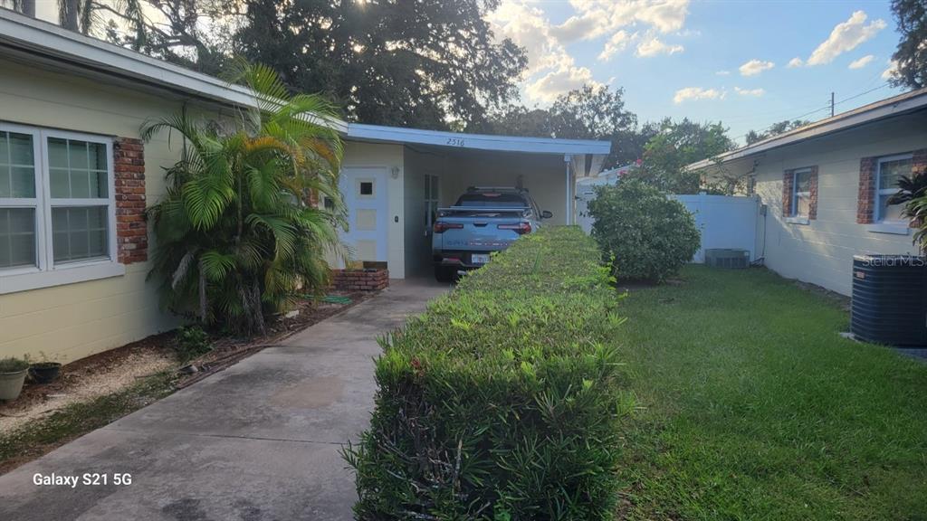 Upgraded duplex in College Park