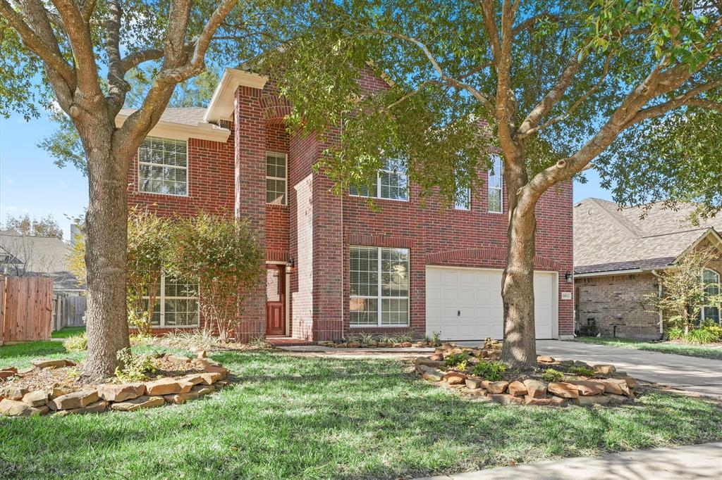 front view of house with a yard