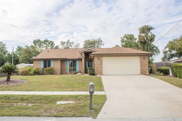 $2,300 | 2084 West Barlington Drive | Deltona Lakes