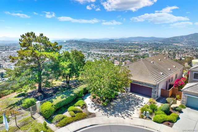 $1,250,000 | 2103 View Crest Glen | Emerald Heights