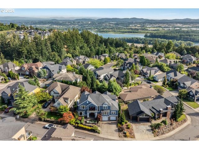 $1,655,000 | 4906 Northwest Highpoint Drive | Camas